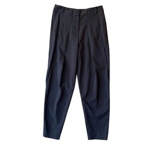 Elie Tahari pleated pants 4 Soft black Tapered leg High rise waist Women trouser
